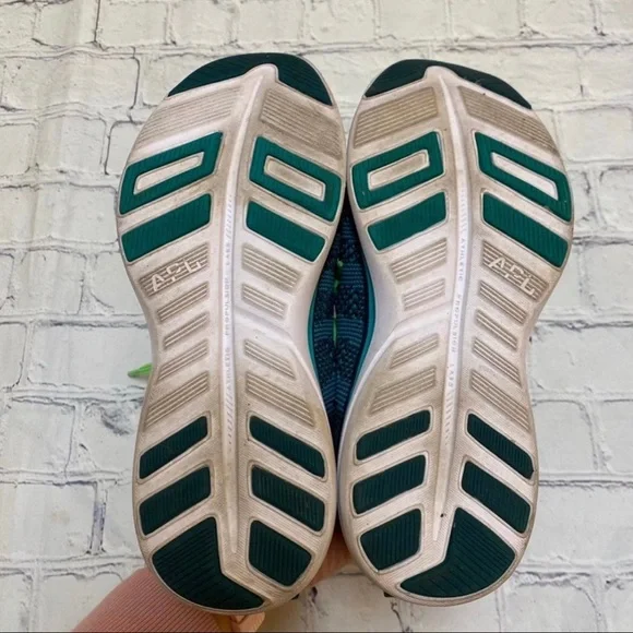 APL Running Shoes - Picture 6 of 8